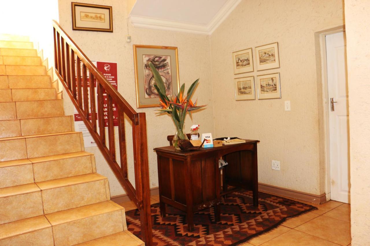 White Linen Guesthouse Tierpoort ภายนอก รูปภาพ
