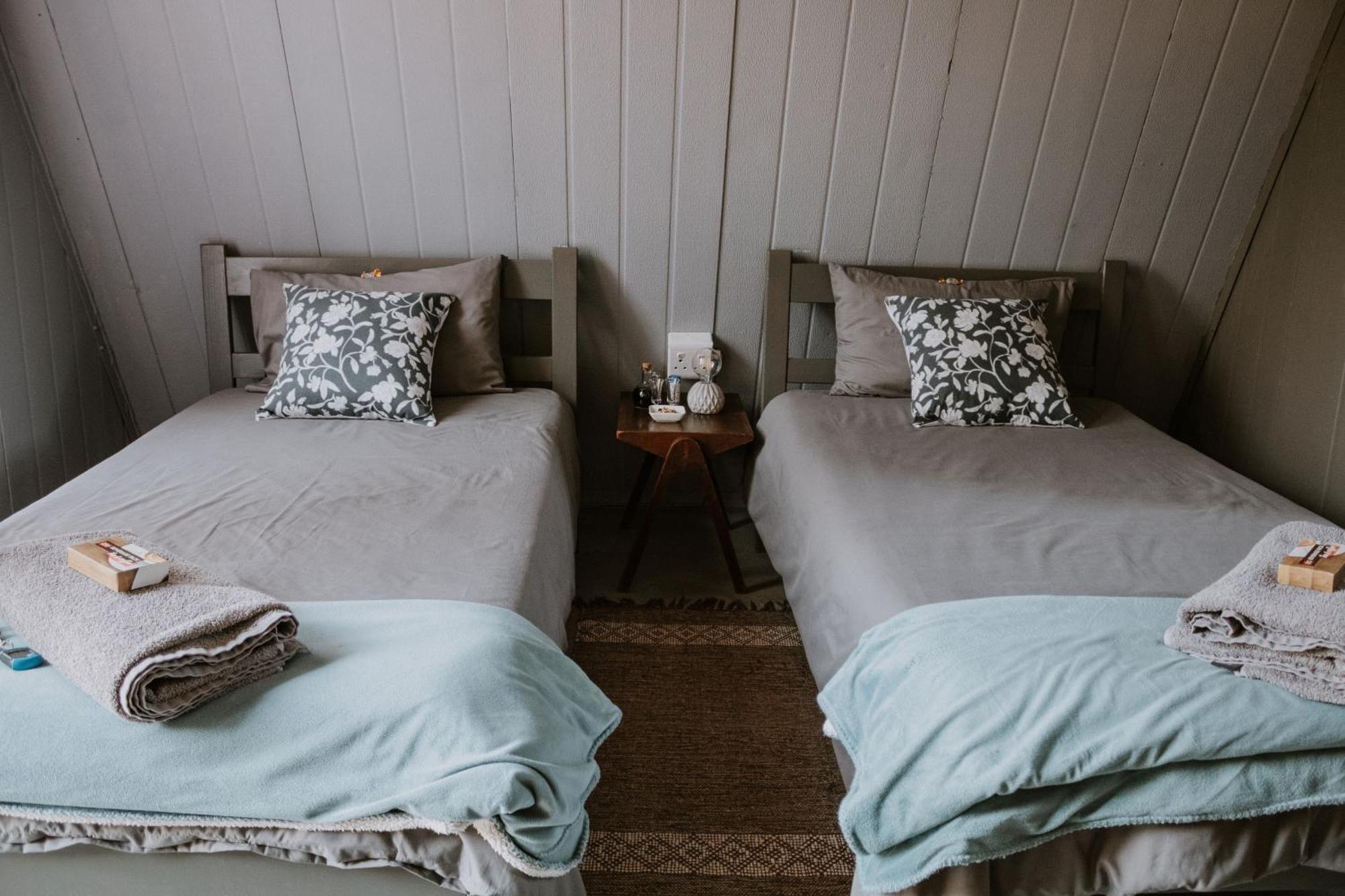 White Linen Guesthouse Tierpoort ภายนอก รูปภาพ