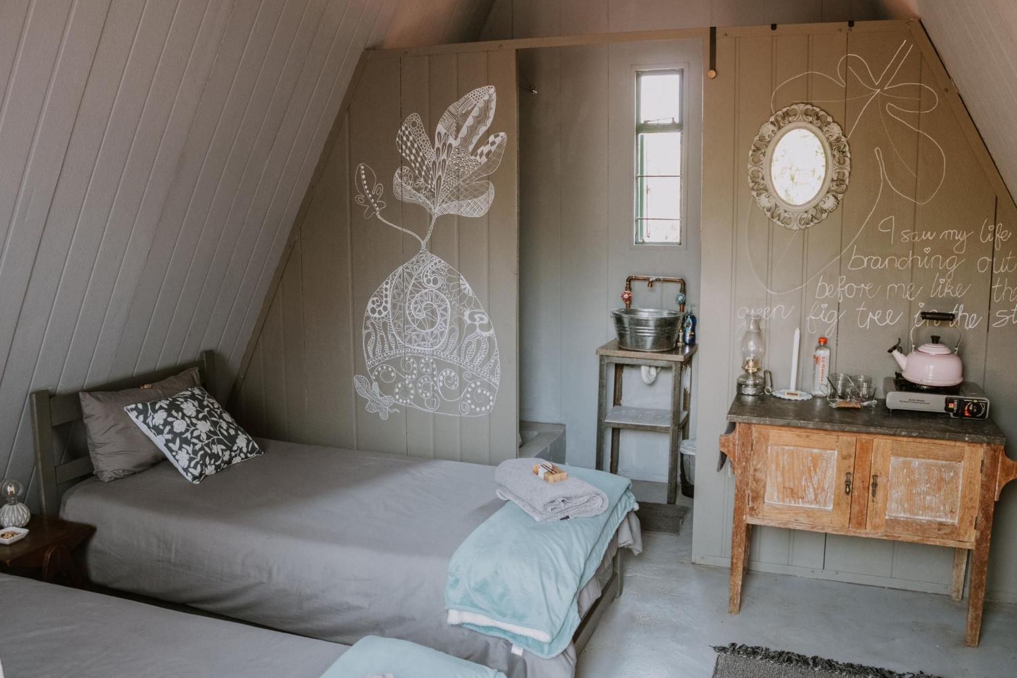 White Linen Guesthouse Tierpoort ภายนอก รูปภาพ