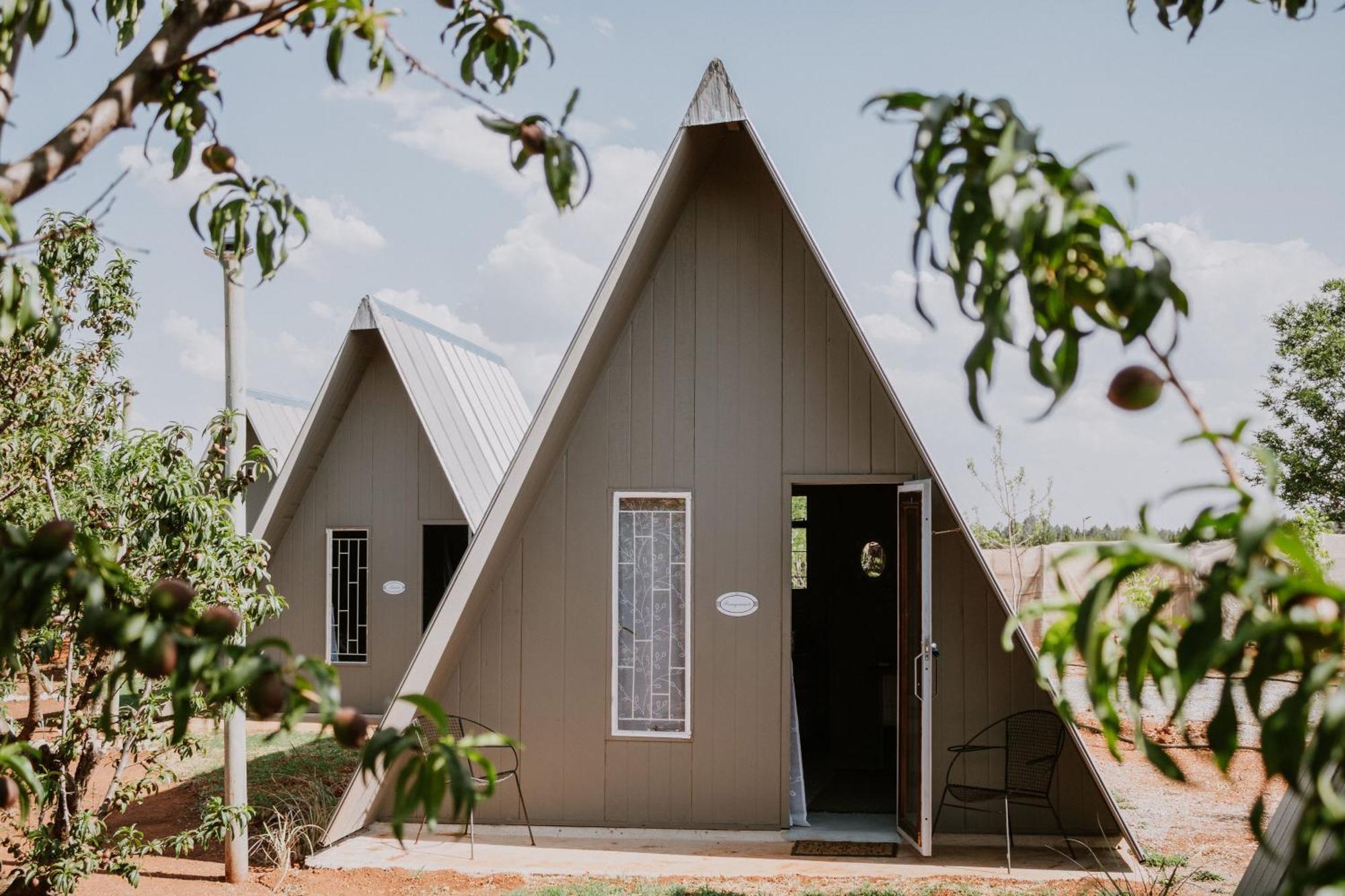 White Linen Guesthouse Tierpoort ภายนอก รูปภาพ