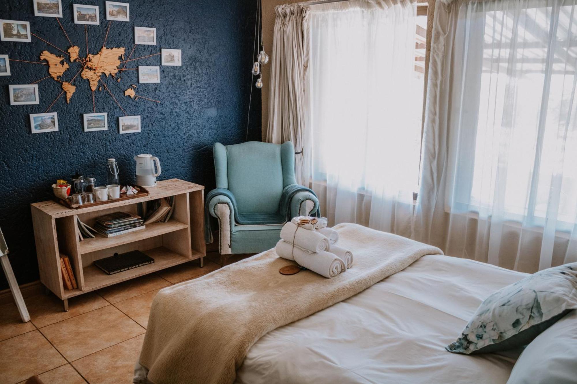 White Linen Guesthouse Tierpoort ภายนอก รูปภาพ